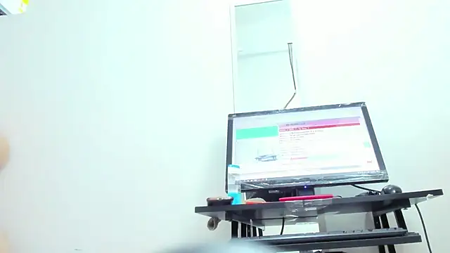 Snapshot of Dalia_20 chatting on 02-03-25, 03:42 Dalia 20 online show from 02-03-25, 03:42