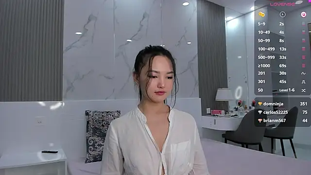 Snapshot of 1_love_8 chatting on 02-18-25, 07:09 1 love 8 online show from 02-18-25, 07:09