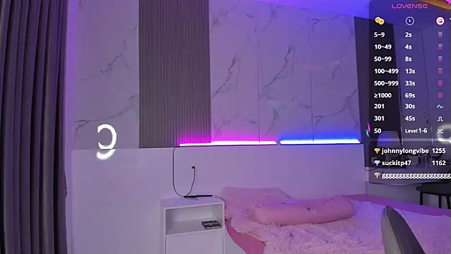 Snapshot of 1_love_8 chatting on 03-16-25, 09:58 1 love 8 online show from 03-16-25, 09:58