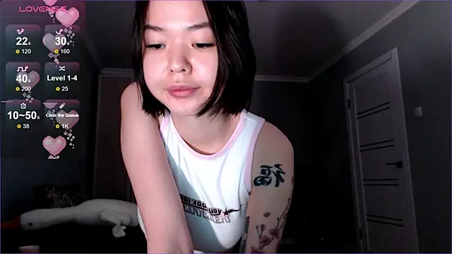 Snapshot of osaka_nia chatting on 02-01-25, 03:50 osaka nia online show from 02-01-25, 03:50