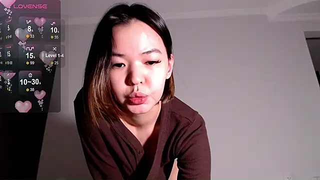 osaka nia online show from 12-15-25, 04:17