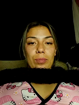 Snapshot of Sweel_Leyva18 chatting on 12-13-24, 04:11 Sweel Leyva18 online show from 12-13-24, 04:11