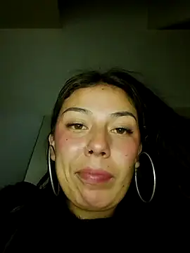 Snapshot of Sweel_Leyva18 chatting on 12-27-24, 03:31 Sweel Leyva18 online show from 12-27-24, 03:31