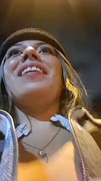 Snapshot of Sweel_Leyva18 chatting on 02-01-25, 03:52 Sweel Leyva18 online show from 02-01-25, 03:52