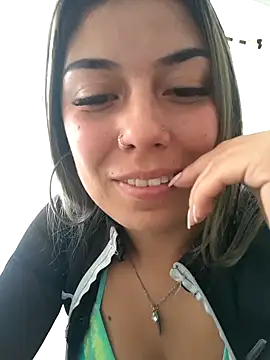 Snapshot of Sweel_Leyva18 chatting on 02-06-25, 07:40 Sweel Leyva18 online show from 02-06-25, 07:40