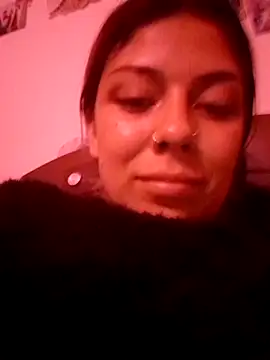 Snapshot of Sweel_Leyva18 chatting on 03-20-25, 05:24 Sweel Leyva18 online show from 03-20-25, 05:24