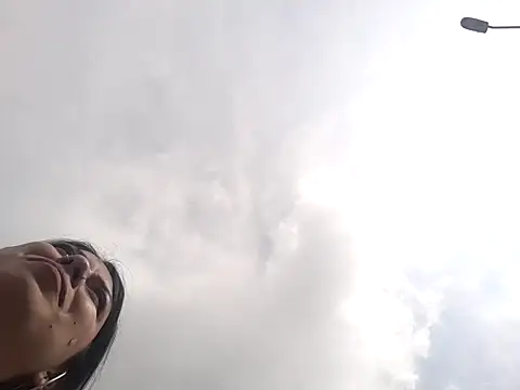 Snapshot of Sweel_Leyva18 chatting on 10-16-25, 07:15 Sweel Leyva18 online show from 10-16-25, 07:15