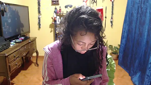 smith lechosoxxx online show from 11-18-25, 08:08