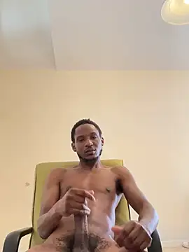 Snapshot of Hardguyy chatting on 03-12-26, 02:45 Hardguyy online show from 03-12-26, 02:45