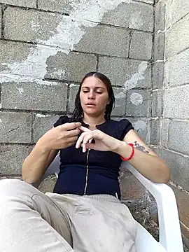 Scarlett-Leh online show from 11-17-25, 12:33