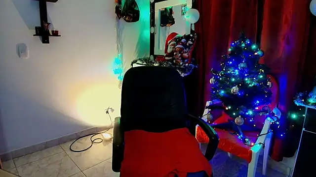 TinnaDawsom online show from 12-20-24, 04:53