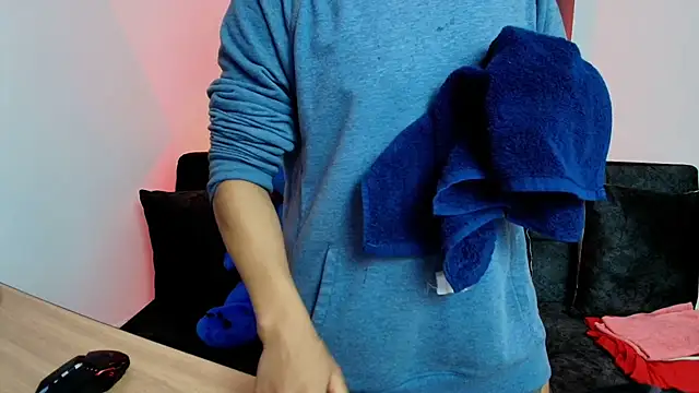 TinnaDawsom online show from 02-14-25, 05:51