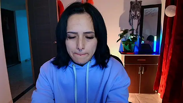 TinnaDawsom online show from 10-17-25, 11:40