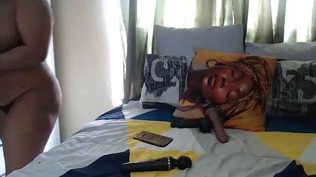 Foxybrownxx1 online show from 10-30-25, 06:59