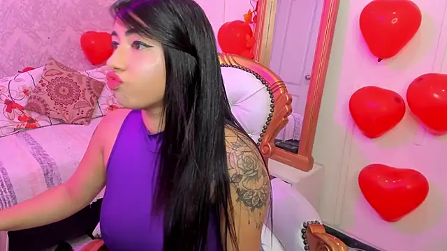 Sexy cristall  online show from 02-21-25, 08:05