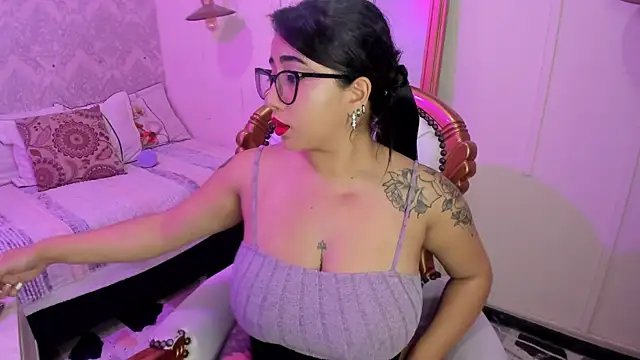 Sexy cristall  online show from 03-02-25, 12:20