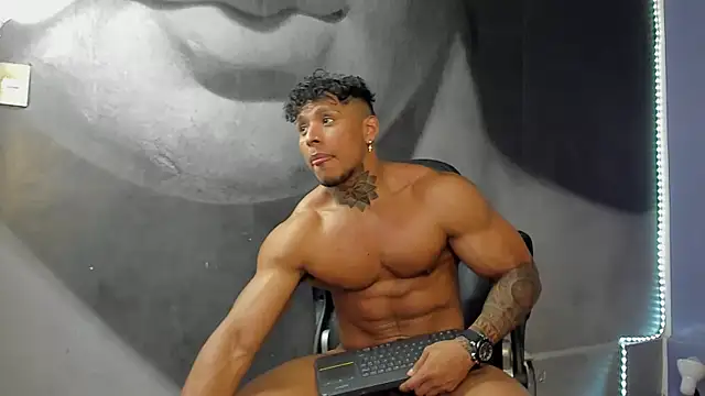 bradley smith online show from 01-26-25, 05:02