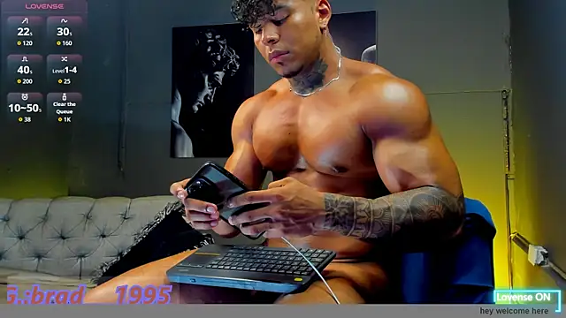 bradley smith online show from 04-09-26, 04:23