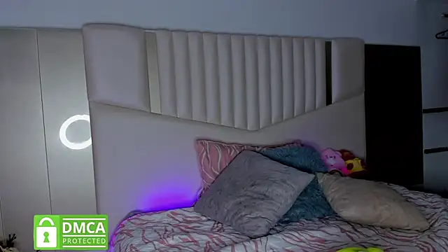 queen angelique online show from 02-28-25, 09:23