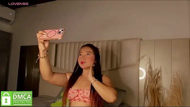 queen angelique online show from 04-17-26, 03:31