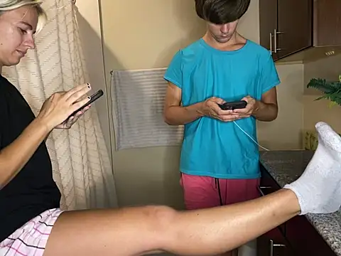 Snapshot of girlfriendmissy chatting on 09-17-25, 07:26 girlfriendmissy online show from 09-17-25, 07:26