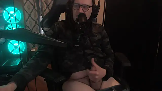 chicostick413 online show from 04-22-26, 01:12