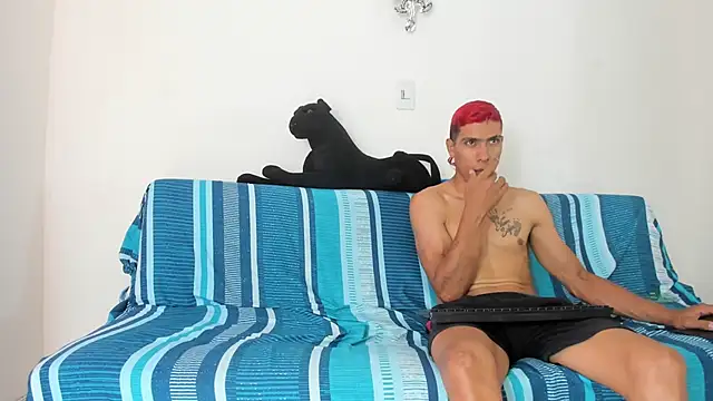 QuinnAndpuma1 online show from 01-14-25, 09:20