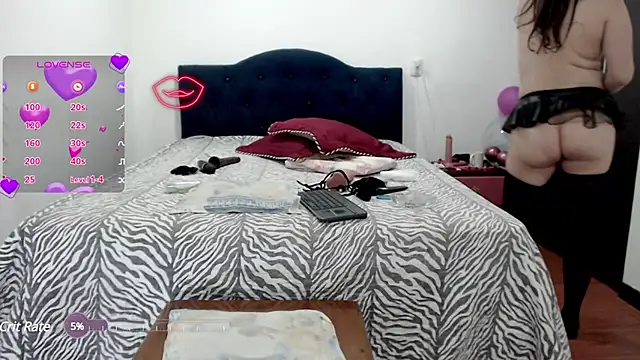 Sanyi hot online show from 02-08-25, 02:58