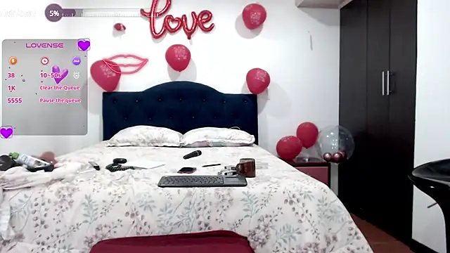 Sanyi hot online show from 02-19-25, 10:09