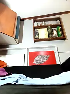 Chocolate factory man online show from 12-06-24, 12:38