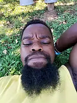 Chocolate factory man online show from 12-30-24, 08:43