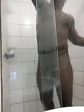 Snapshot of Chocolate_factory_man chatting on 11-28-25, 01:19 Chocolate factory man online show from 11-28-25, 01:19