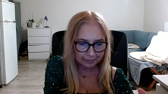 sofia xkiss online show from 02-28-25, 02:42