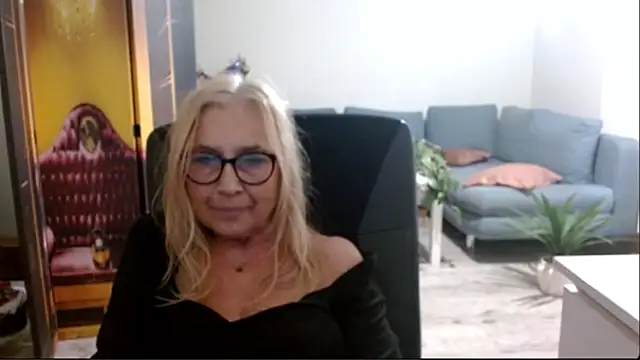 sofia xkiss online show from 09-22-25, 02:30