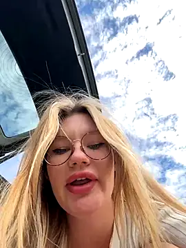 justmila online show from 09-17-25, 11:01