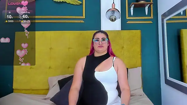 Snapshot of BellaPeers_ chatting on 01-21-25, 11:46 BellaPeers online show from 01-21-25, 11:46