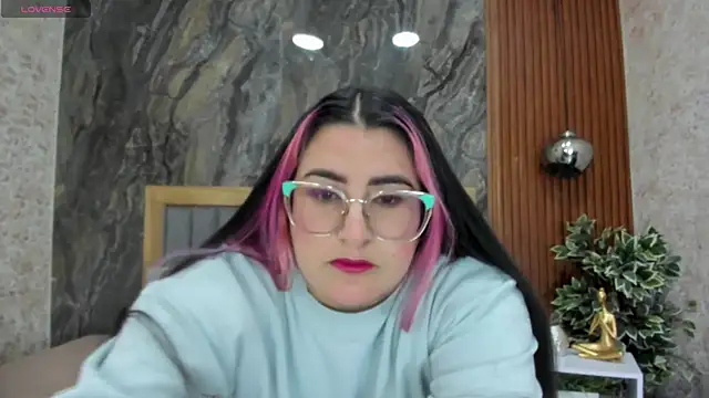 Snapshot of BellaPeers_ chatting on 02-05-25, 11:34 BellaPeers online show from 02-05-25, 11:34