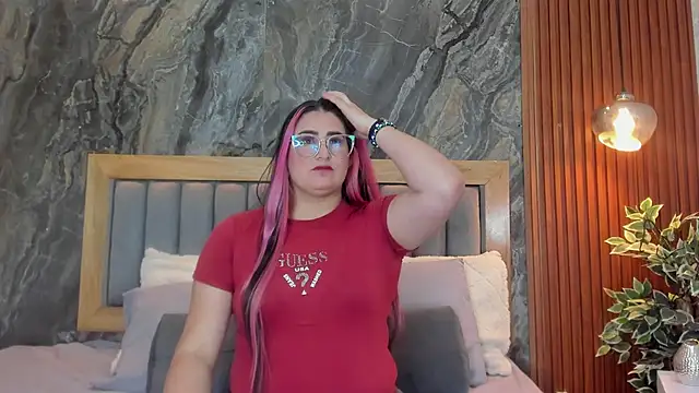 Snapshot of BellaPeers_ chatting on 02-06-25, 12:16 BellaPeers online show from 02-06-25, 12:16