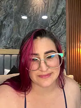 Snapshot of BellaPeers_ chatting on 03-11-25, 02:40 BellaPeers online show from 03-11-25, 02:40