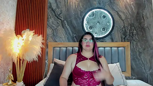 Snapshot of BellaPeers_ chatting on 11-08-25, 12:27 BellaPeers online show from 11-08-25, 12:27