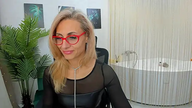 MuseOfStage online show from 02-03-25, 02:34