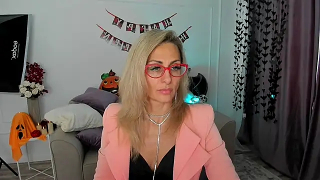 MuseOfStage online show from 10-13-25, 11:32