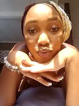 Snapshot of Shria107 chatting on 02-06-25, 12:16 Shria107 online show from 02-06-25, 12:16