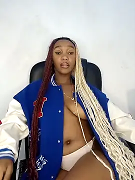 Snapshot of Shria107 chatting on 02-26-25, 08:54 Shria107 online show from 02-26-25, 08:54