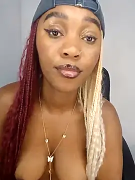 Snapshot of Shria107 chatting on 02-28-25, 11:25 Shria107 online show from 02-28-25, 11:25