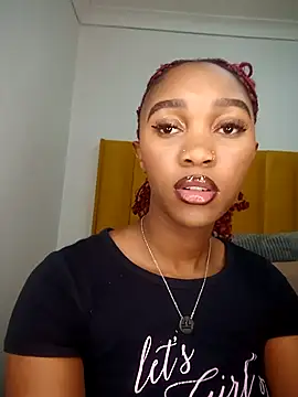 Snapshot of Shria107 chatting on 10-02-25, 08:49 Shria107 online show from 10-02-25, 08:49