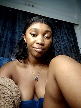 Shria107 online show from 11-22-25, 03:27