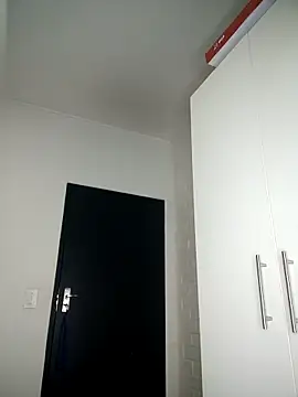 Shria107 online show from 12-17-25, 07:42