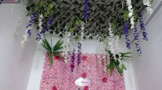 BLONDE SEXYHOT online show from 02-05-25, 09:50