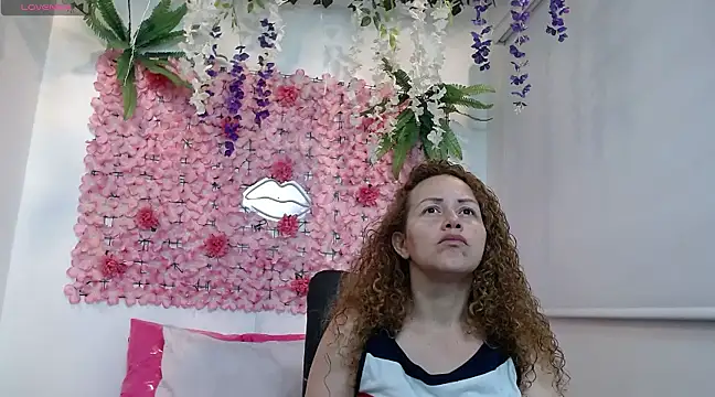 BLONDE SEXYHOT online show from 02-11-25, 11:54